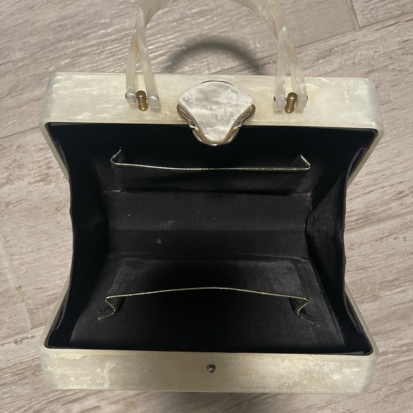 Vintage Wilardly Lucite 1950s Marbleized Pearlized Top Handle Box Purse - Picture 7 of 15